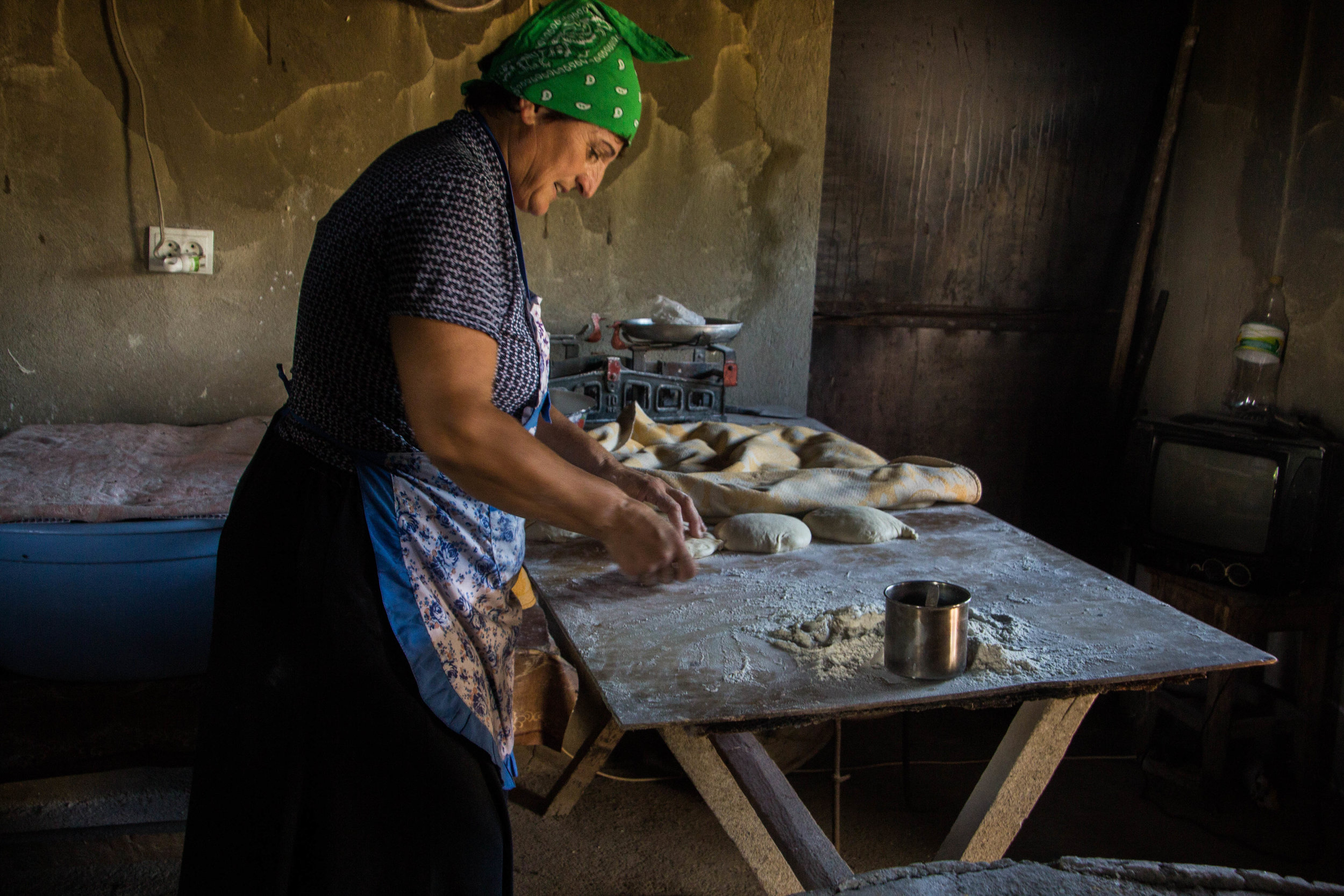 georgian-bread-making-3.jpg