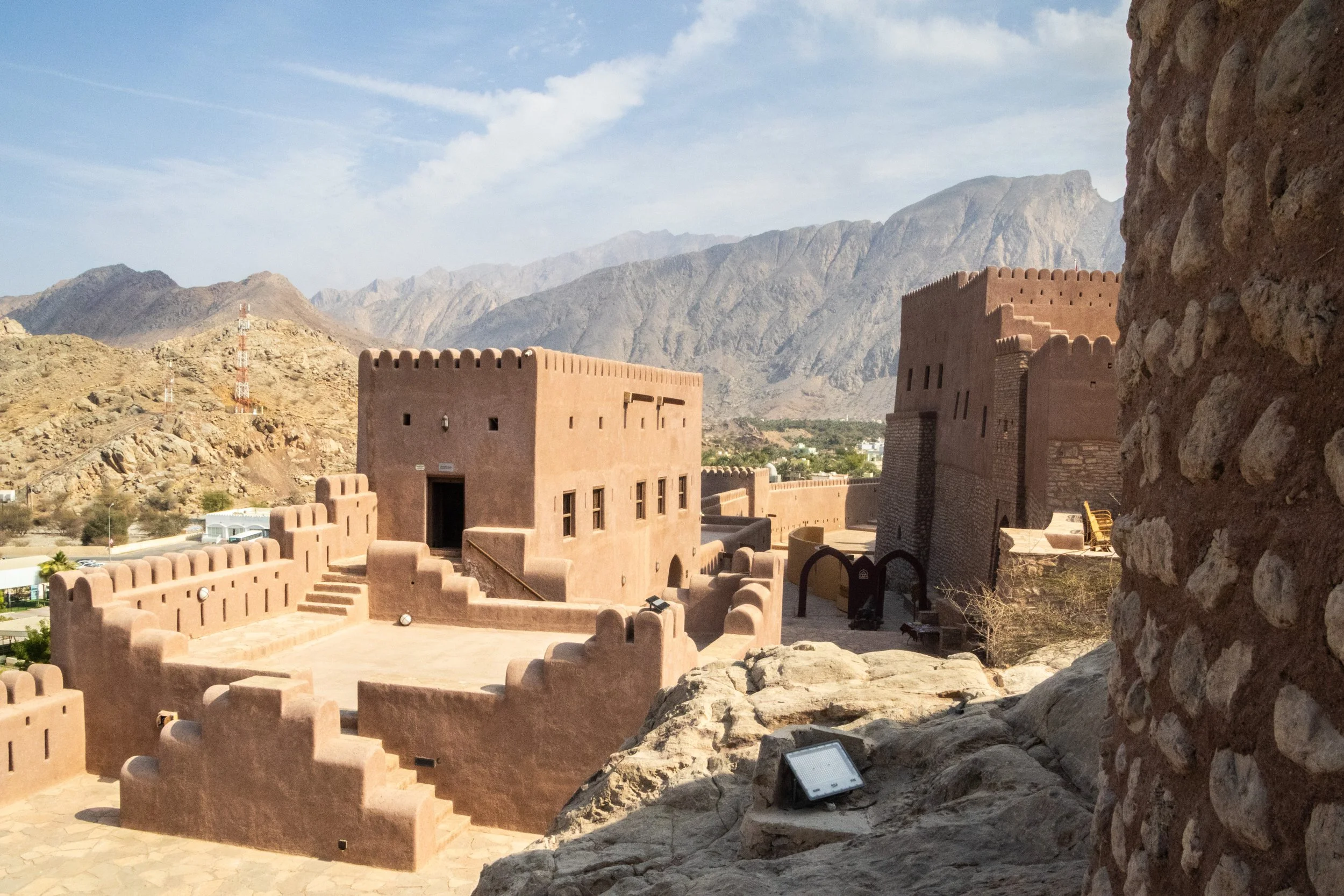 nakhal-fort-fortress-arabian-al-batinah-highlands-oman-27.jpg