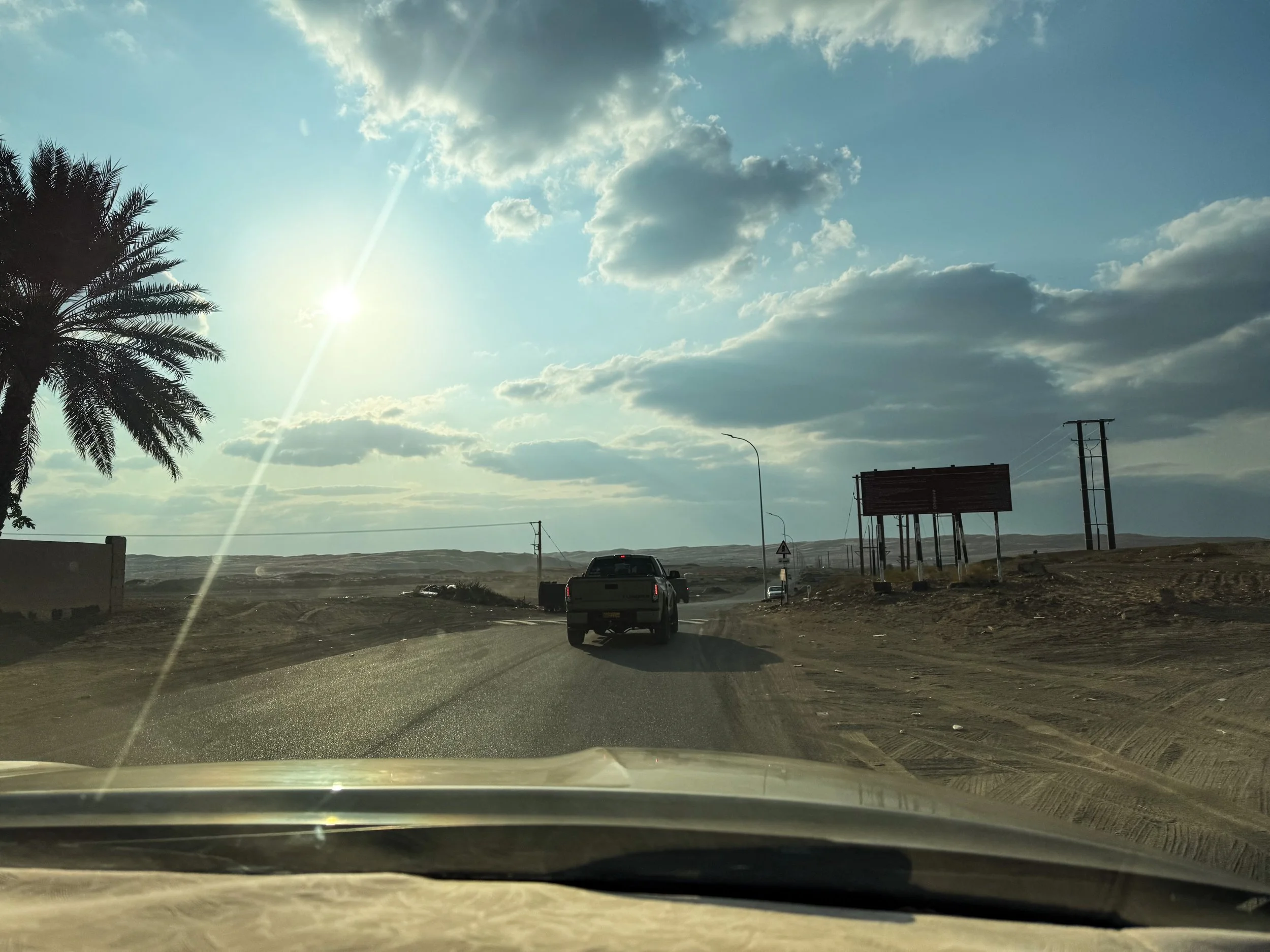 oman-wahiba-sands-arabian-desert-dunes-drive-into-desert-5.jpg