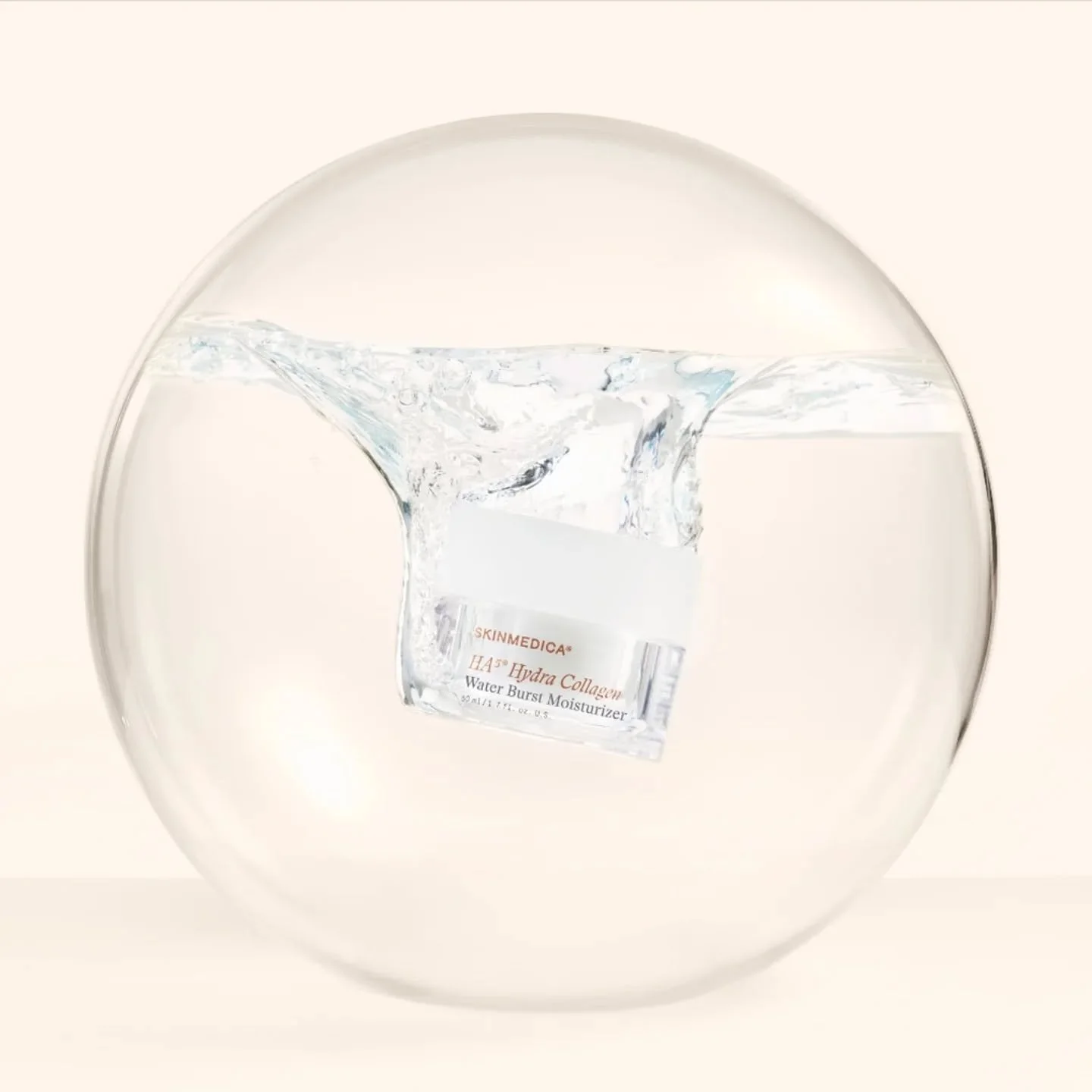 Say hello to the new SkinMedica HA⁵ Hydra Collagen Water Burst Moisturizer — now available in-office and on our website!
This luxe hydrator features a water-burst formula with five types of hyaluronic acid plus vegan hydra-collagen, designed t