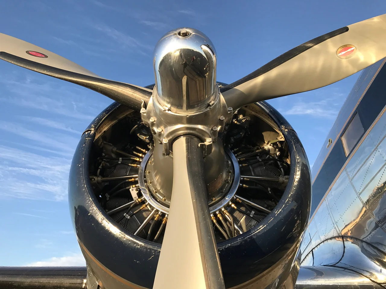 Pratt Whitney R-1830-94 : 1,350 hp (1,007 kW)