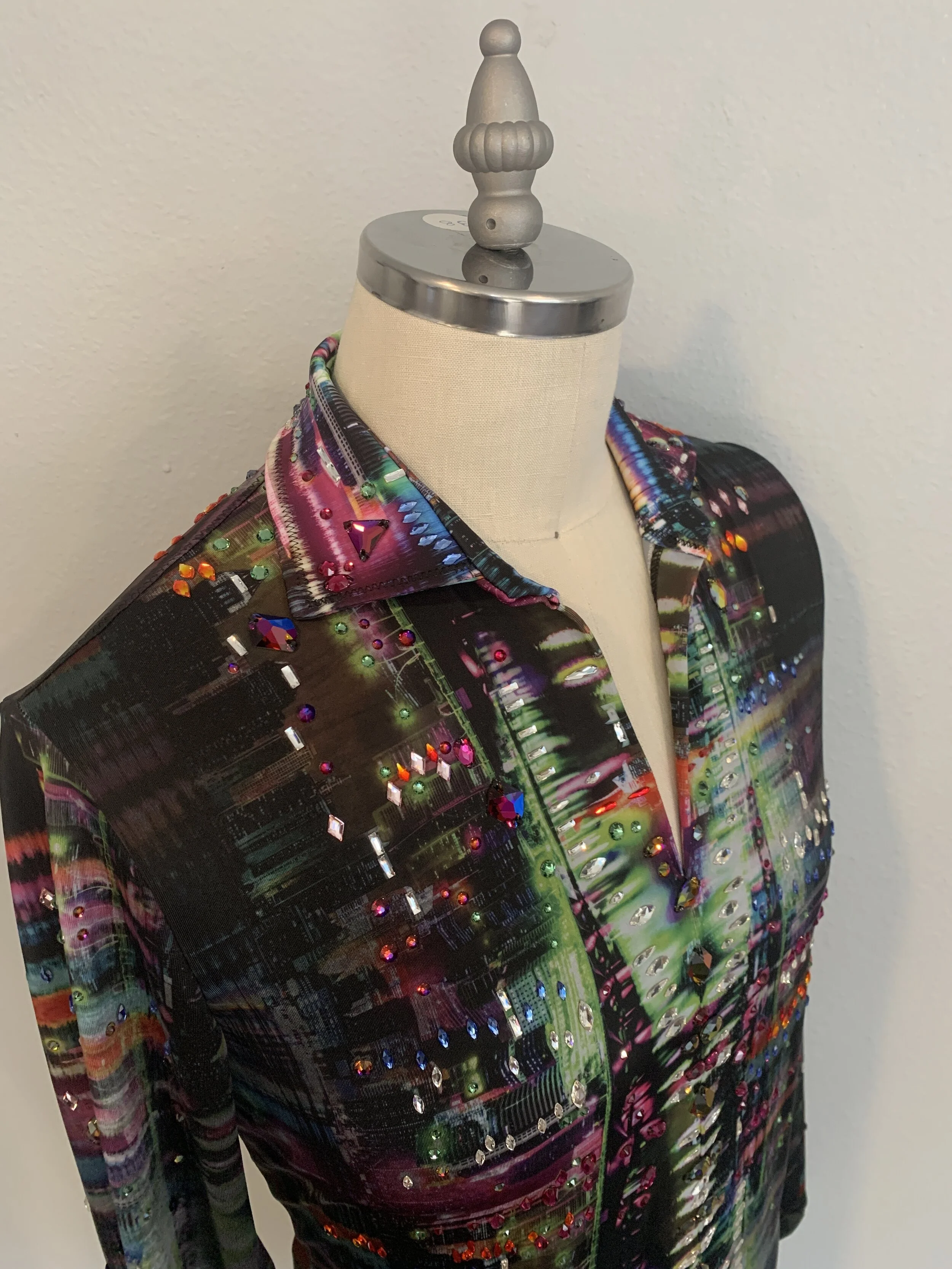 cityfrontshoulder.JPG