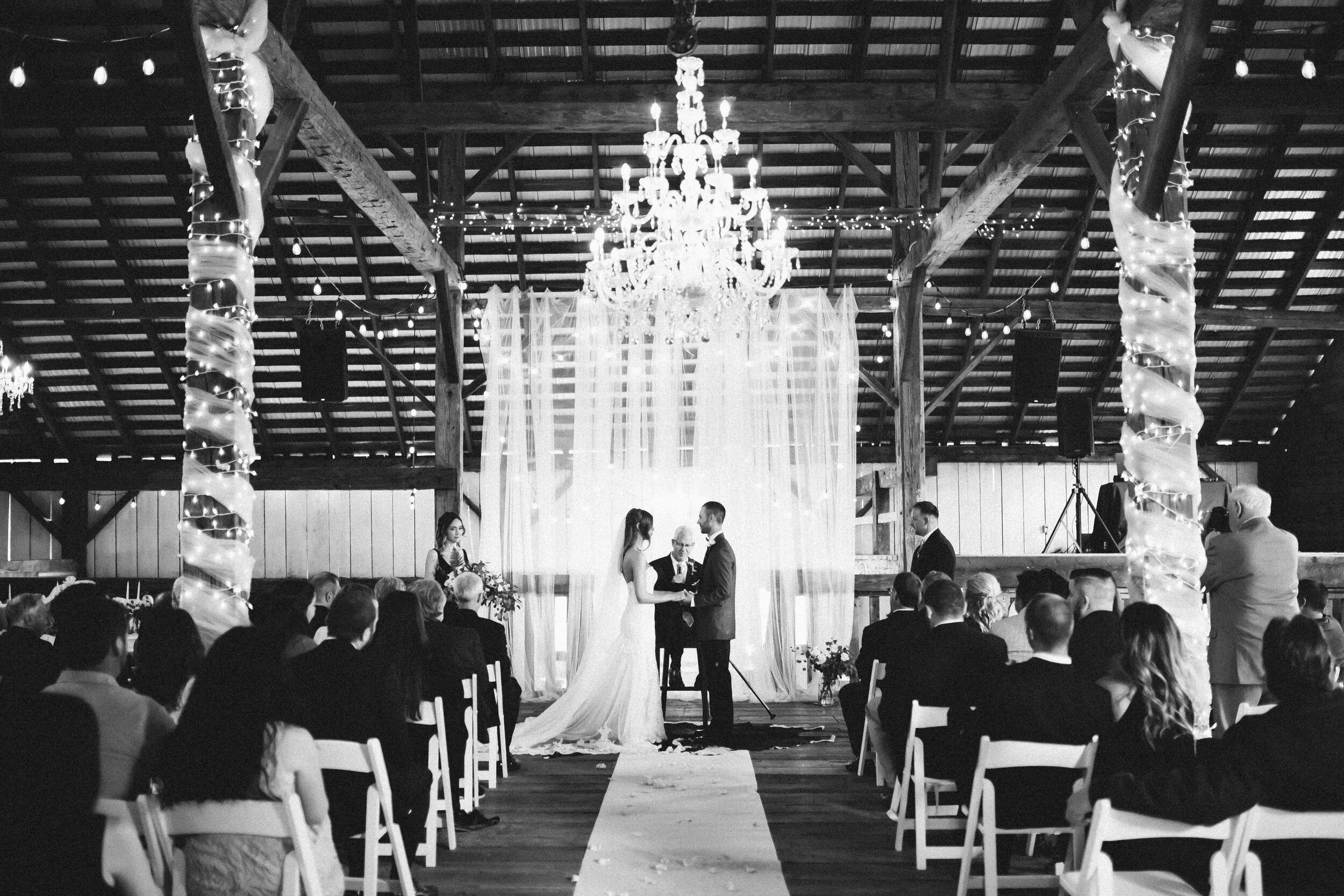 AvonleaKelly+Shawn752A2837-2.jpg