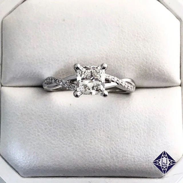 Swipe to see all details 💫 #LiebrossJewelry