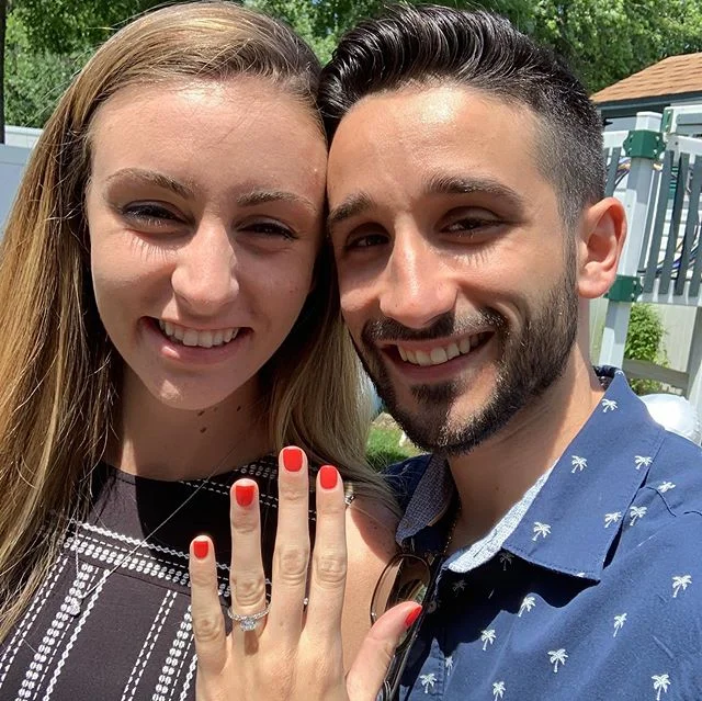 So excited for Nick and Emily on their engagement! Congratulations to you both!!💍 🎉 @nick_notjoe @emlukas #LiebrossJewelry