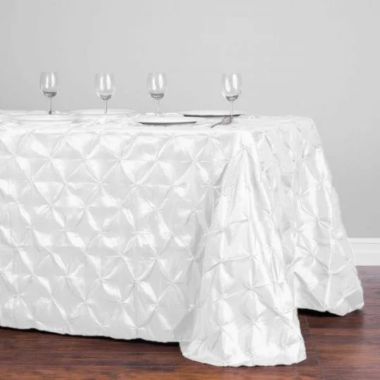90 X 156 IN. RECTANGULAR PINWHEEL TABLECLOTH WHITE.jpg