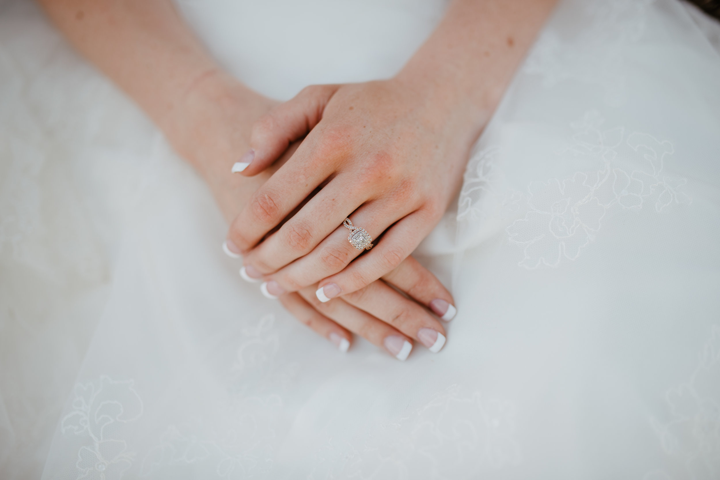 Chelsie_Wilson_Bridals050.JPG