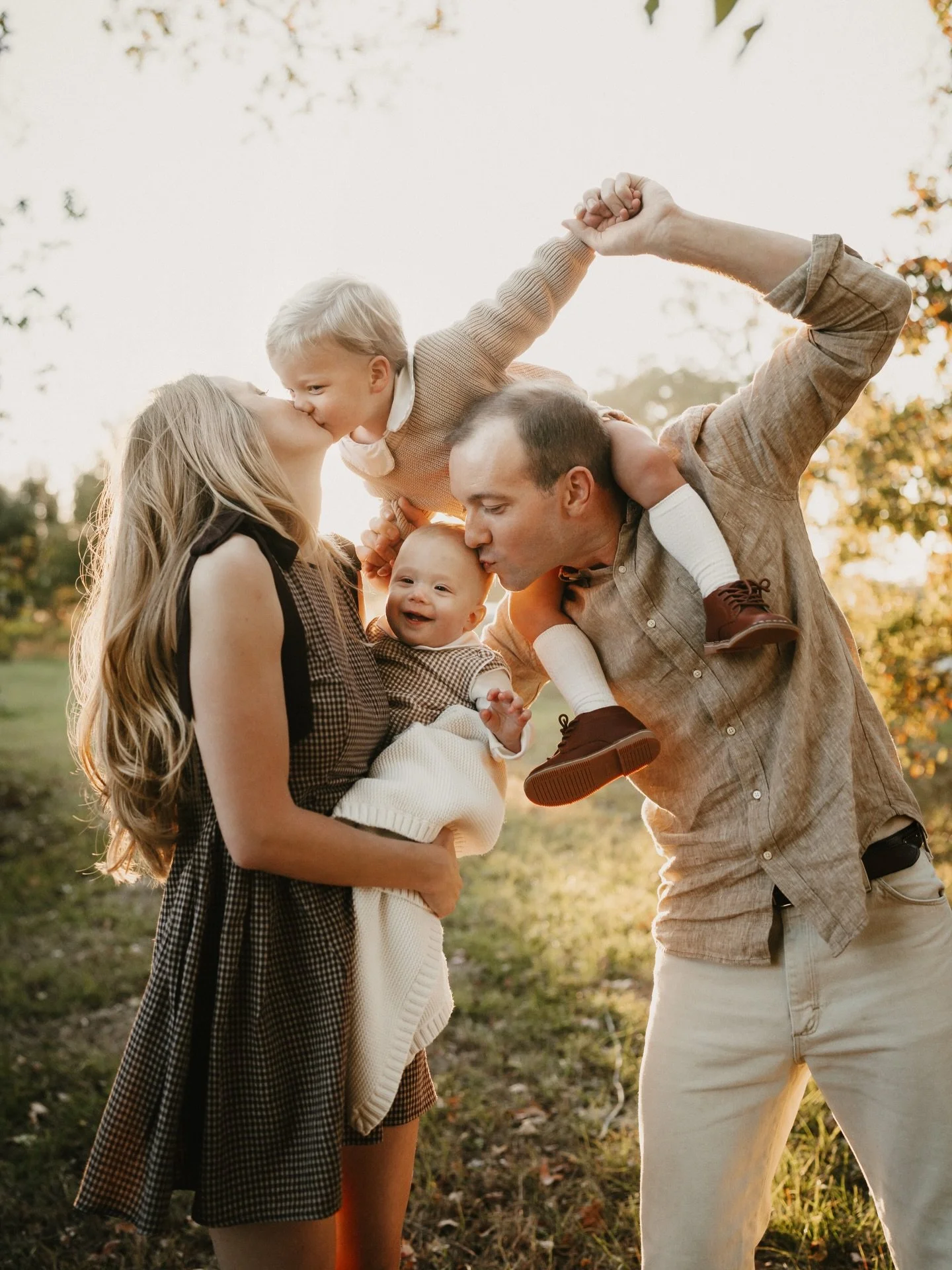 Here&rsquo;s something wild to me&hellip;nearly 12 years into this craft, and I&rsquo;m still having aha moments and insights that drastically reshape the way I see and create. They almost always happen when I force myself to slow down and just obser