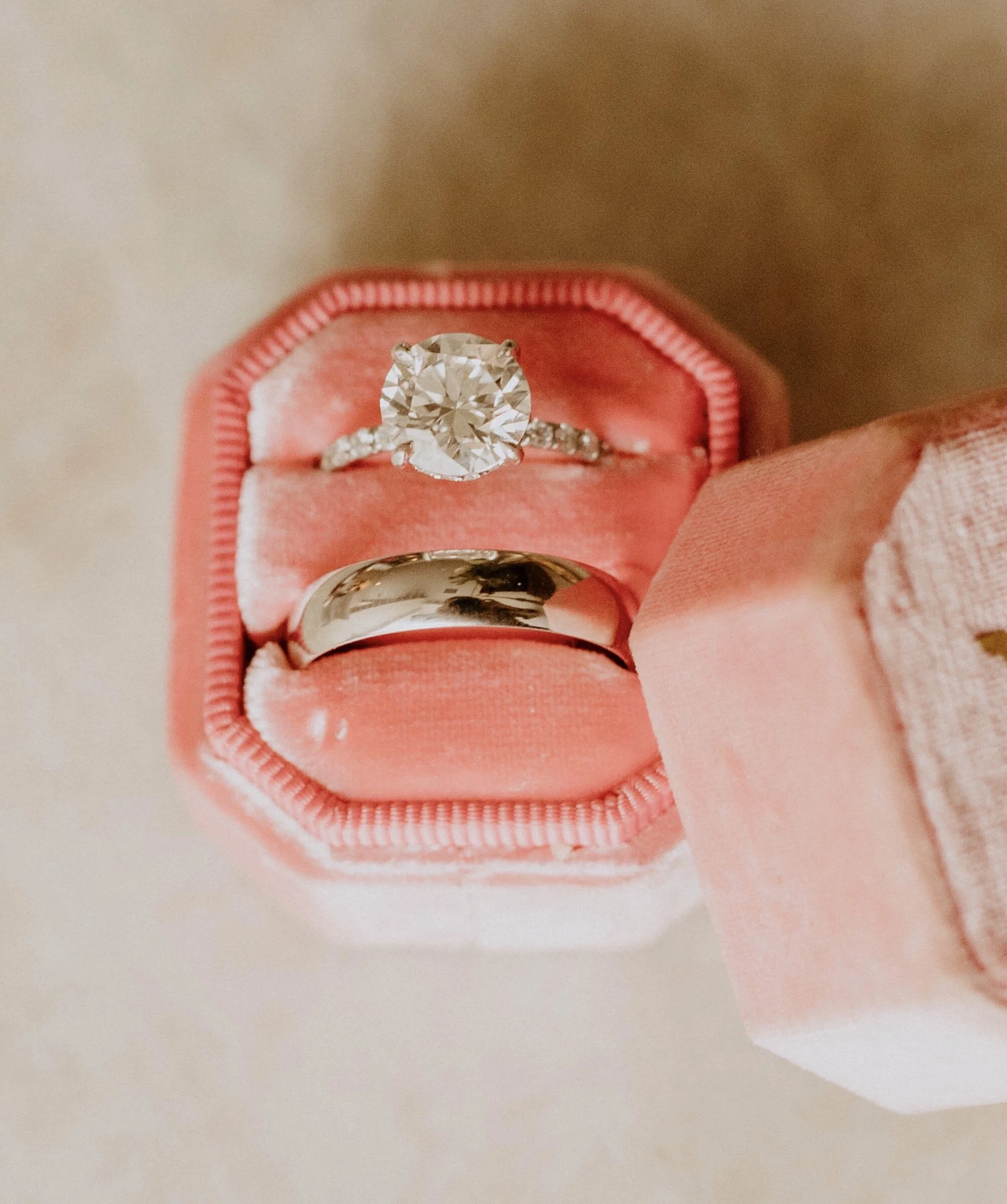 F75CDCDF-8002-485E-ADF0-0D23C5CC86B2