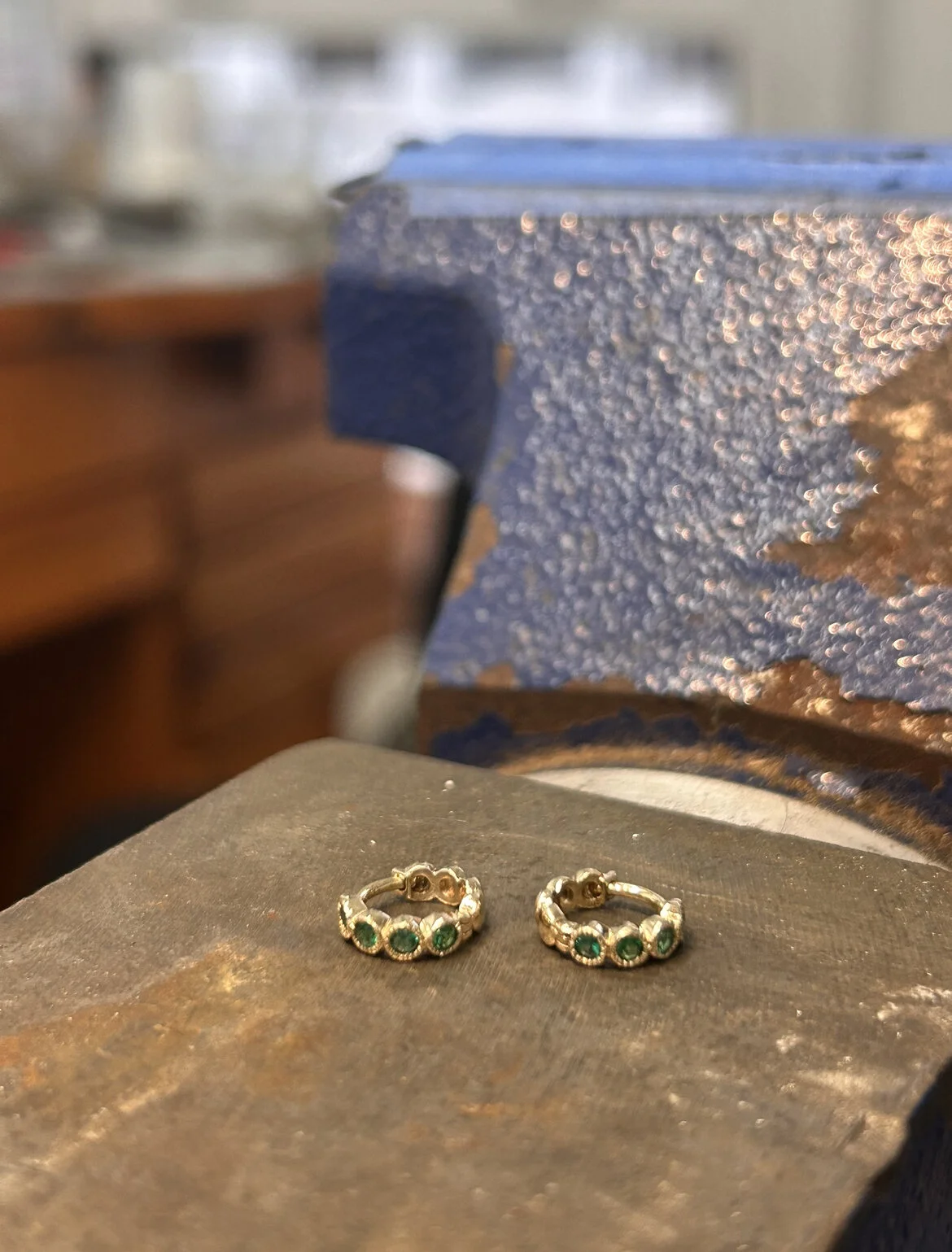 4EEAC200-75E8-491C-83DE-6F2DE65D6E71