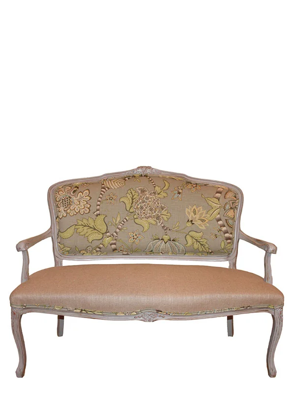 lujza_sofa.jpg