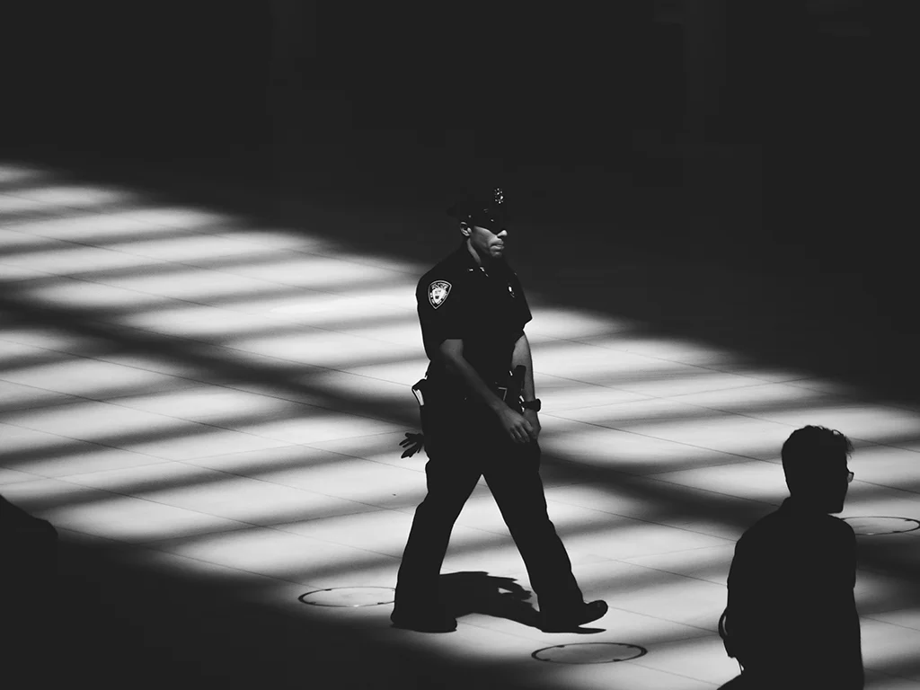 jack-finnigan-548212-policeman.jpg
