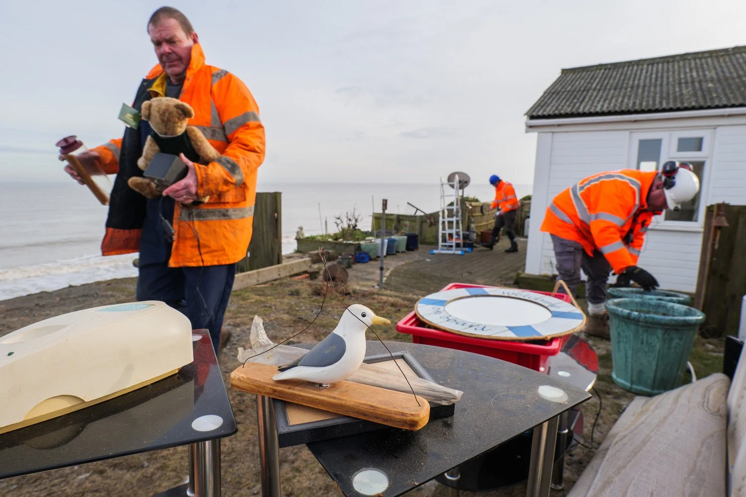  Demolishing of houses in Hemsby lost to cliff erosion 