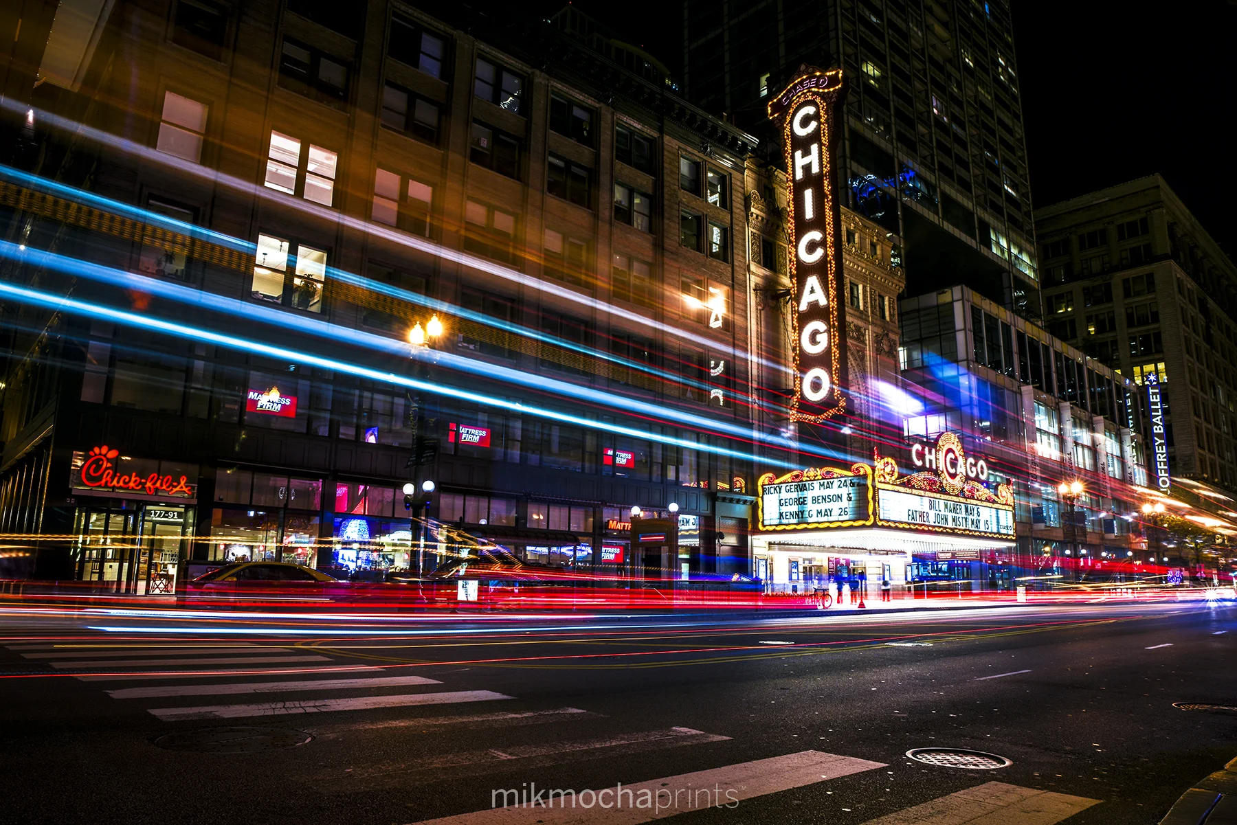 chicago_theatre.jpg