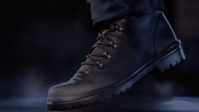 Dr Scholls - Boot Explode-low.gif
