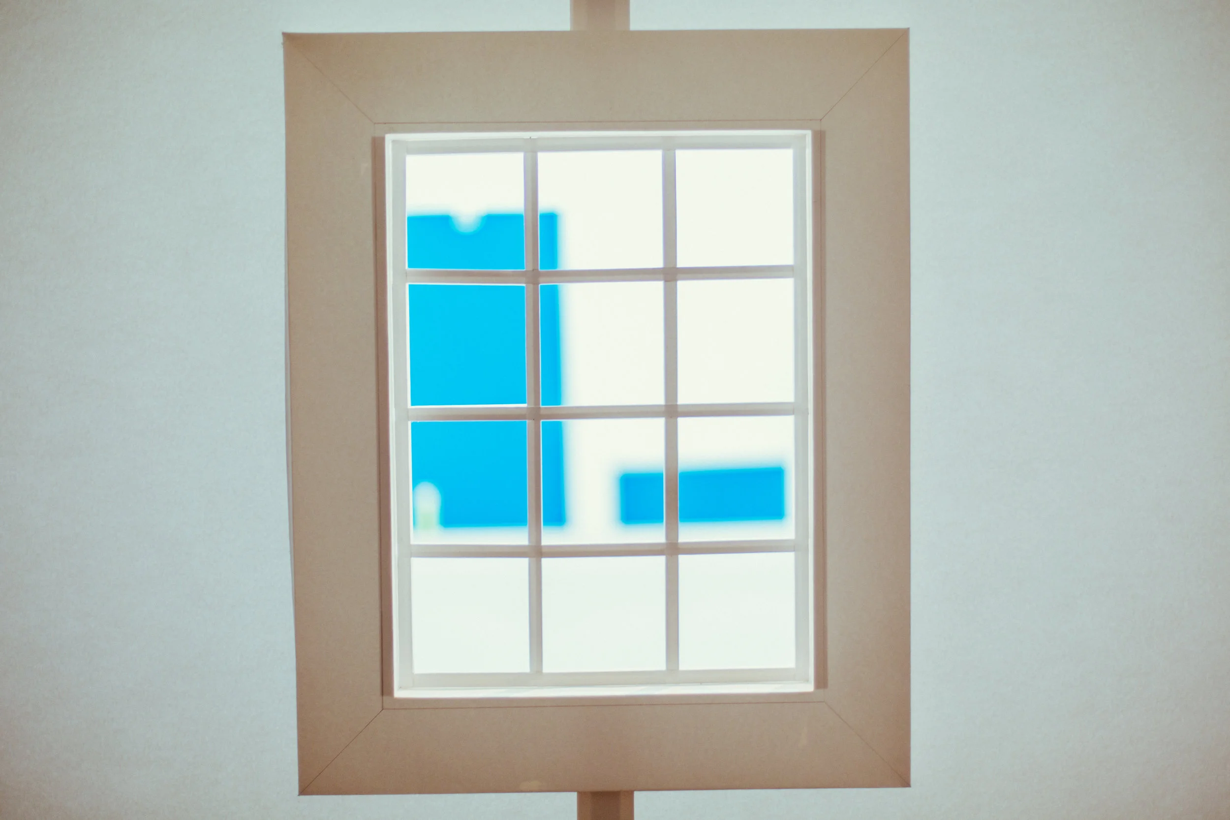 …. Part of the paper window installation. .. Фрагмент инсталляции. ….