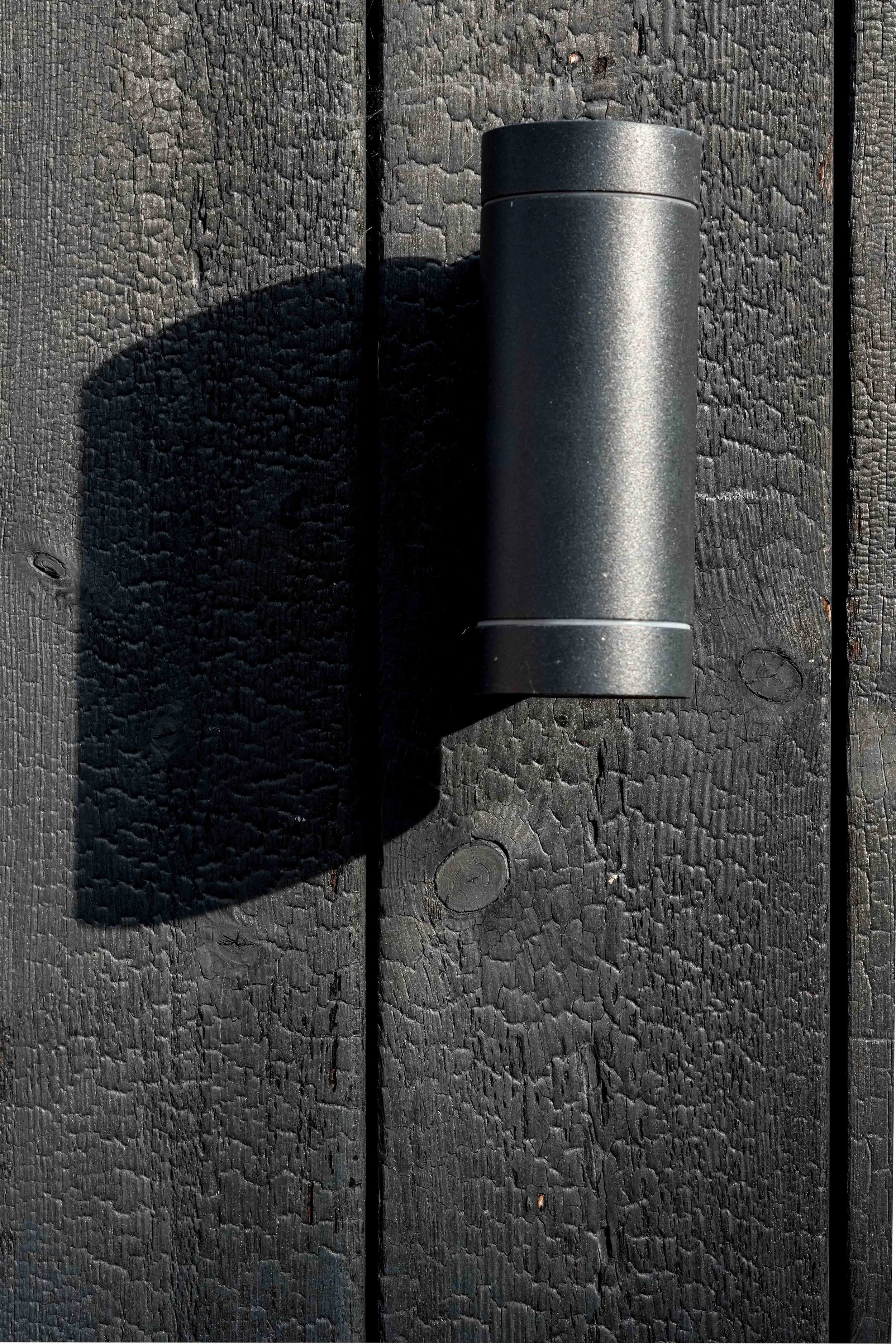 Close up of Shou Sigu Ban charred cladding