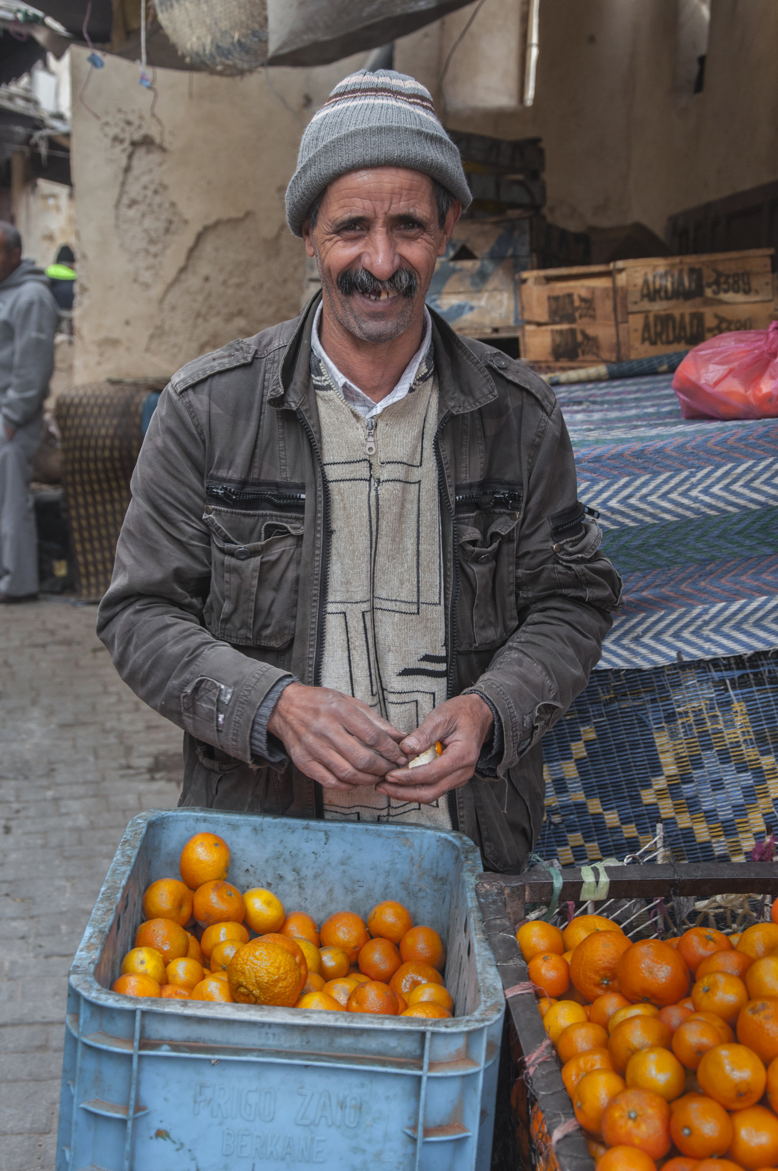 The Smiley Tangerine Seller