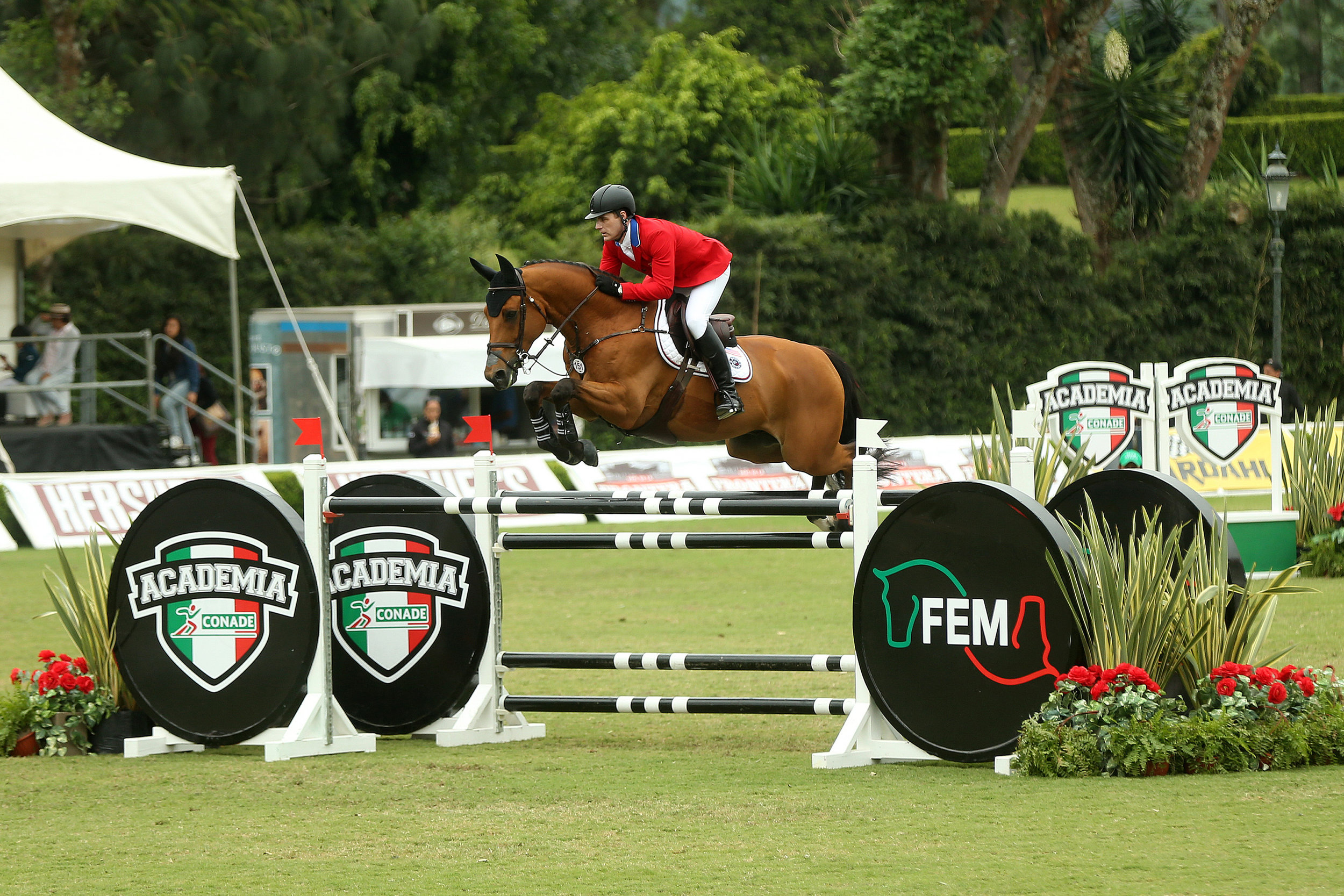 Peter Lutz and Robin de Ponthual competing in the FEI Nations Cup™ CSIO4* Coapexpan. (Photo: Anwar Esquivel)