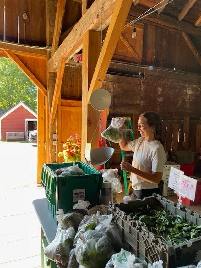 At the Intervale Center, we are incredibly grateful to have the support of local partners like Mascoma Bank @mascoma_bank who know that access to fresh produce is a critical need in our community. In 2025, our Food Access program was able to distribu