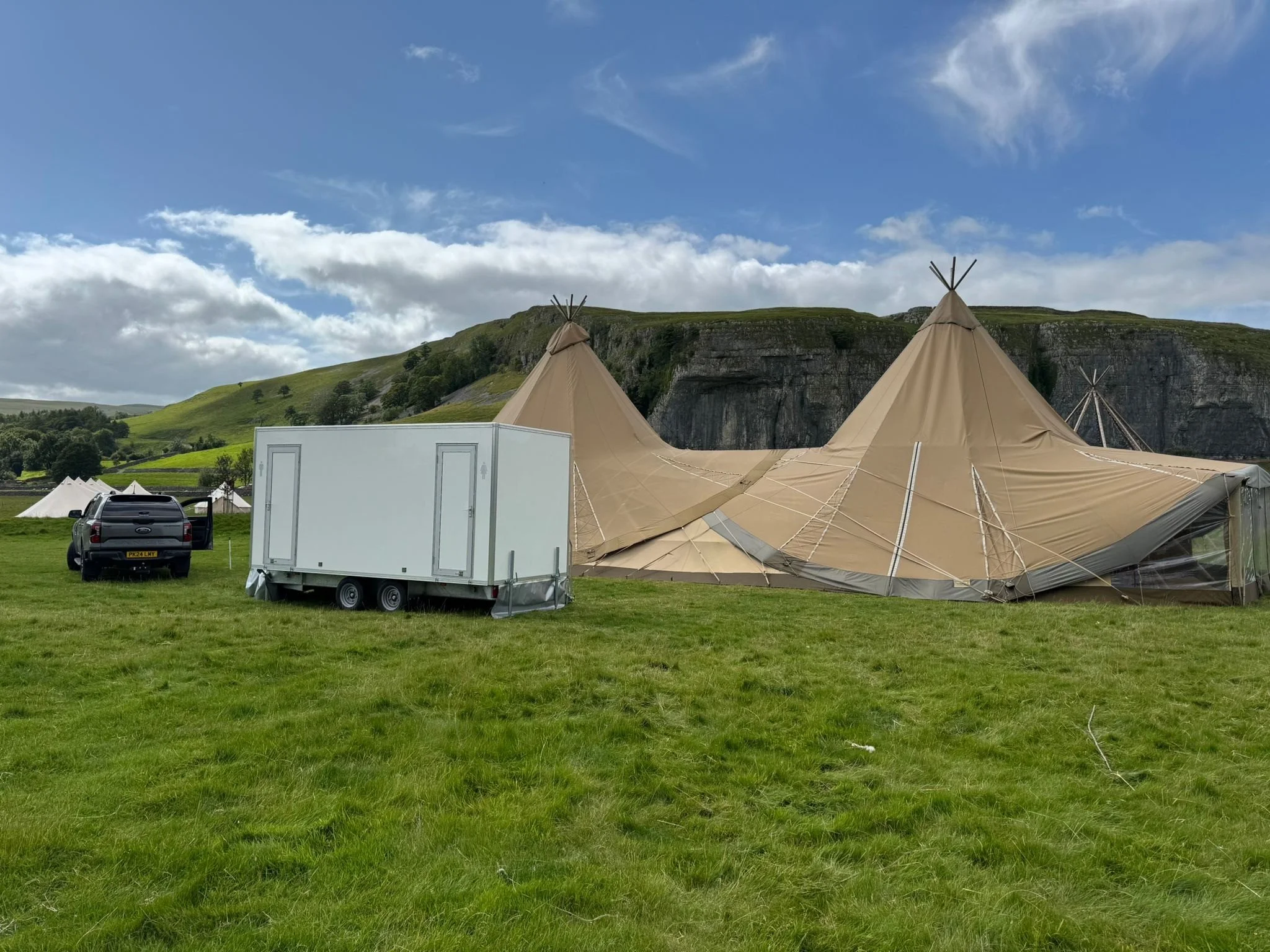 Kilnsey Park 3.jpg