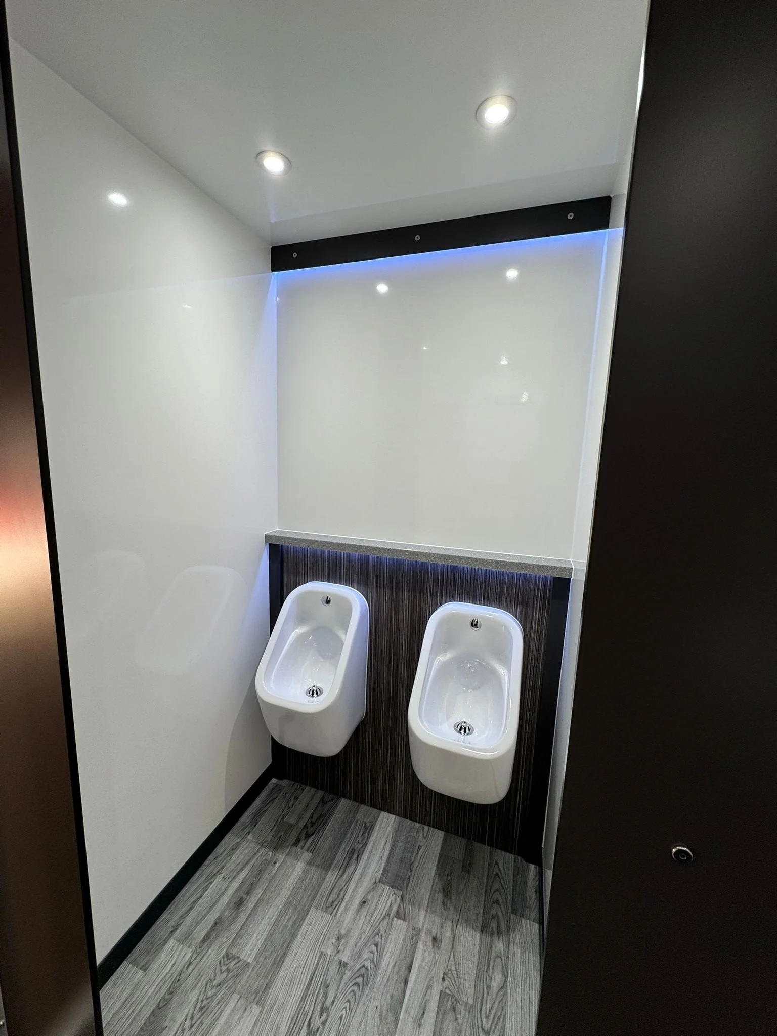Urinals.jpg