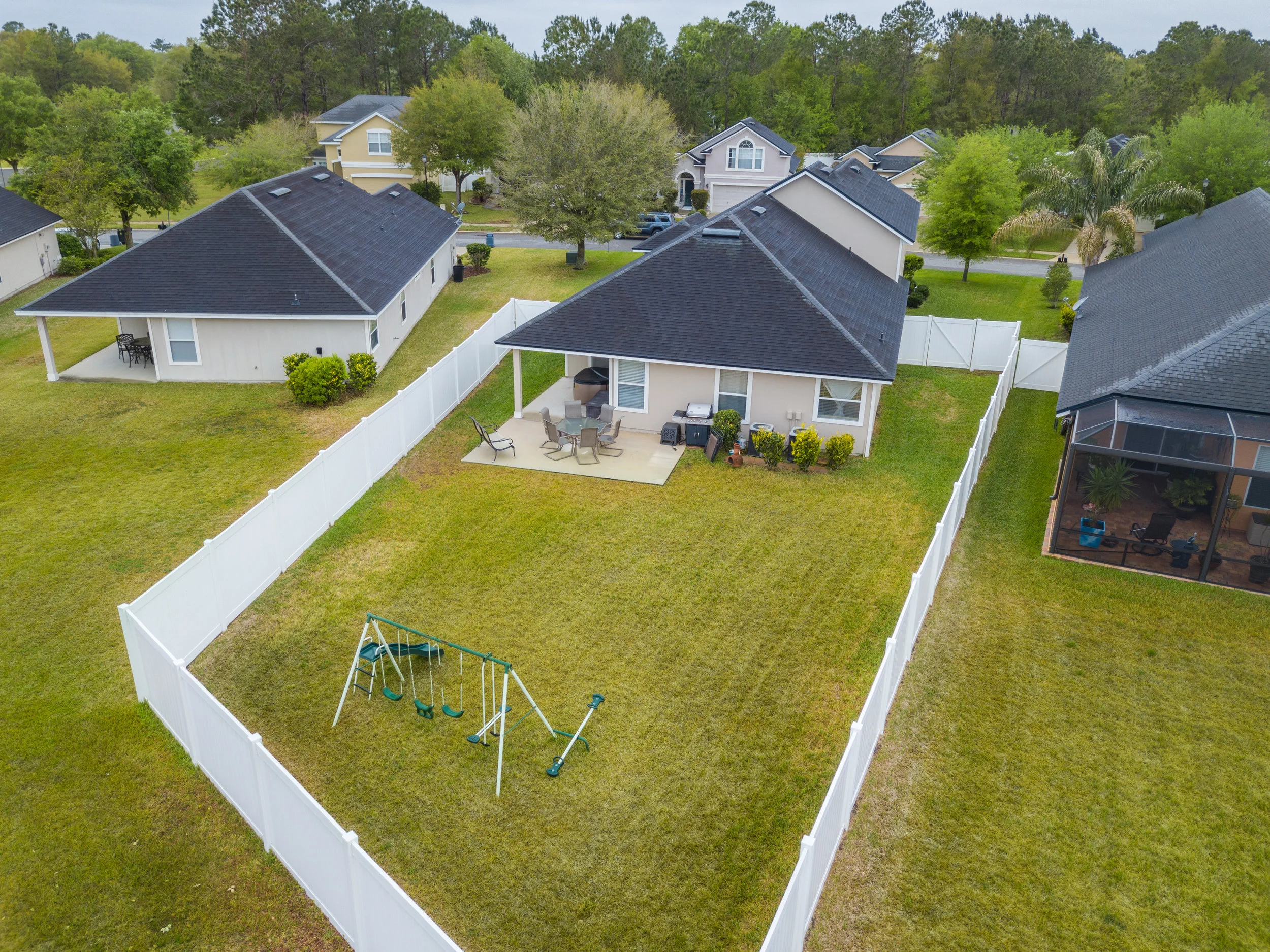 1331 Woodlawn Dr-31.jpg