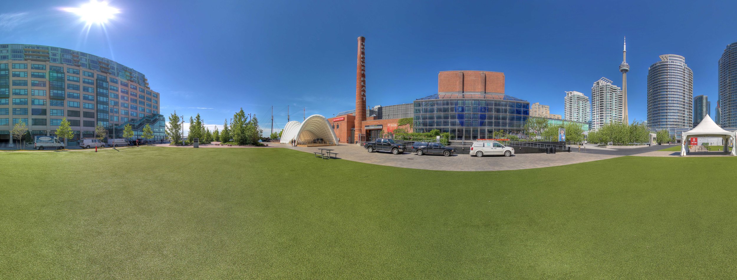 Exterior_0000.jpg