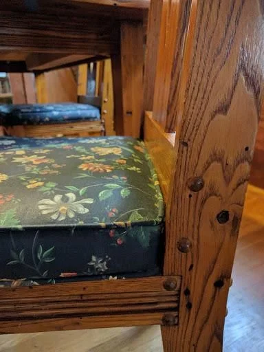 Chair2.jpg