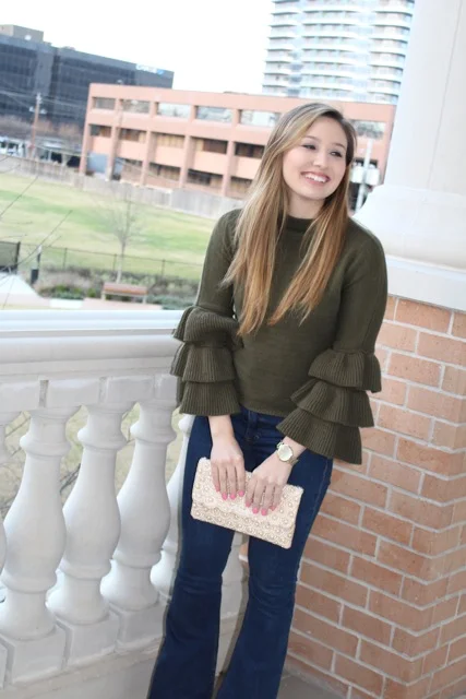 High Rise Flared Jeans 