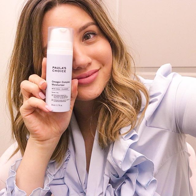 Been adding this Omega+ Complex Moisturizer by @paulaschoice to my nightly routine and after 3 days my face is as soft as a baby&rsquo;s bottom 👶🏻 #ad But really it is so soft and I love the texture of the cream! Love that #paulaschoice uses all na