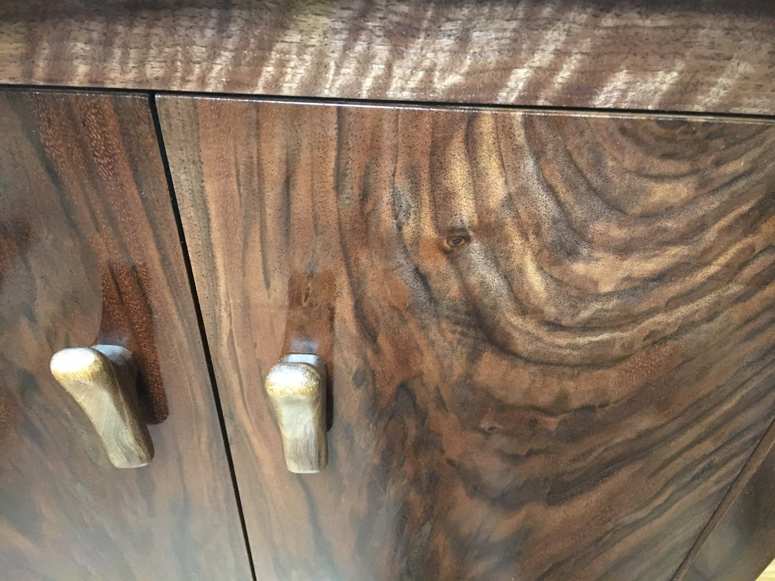 walnut-sideboard-cabinet_25165660720_o.jpg