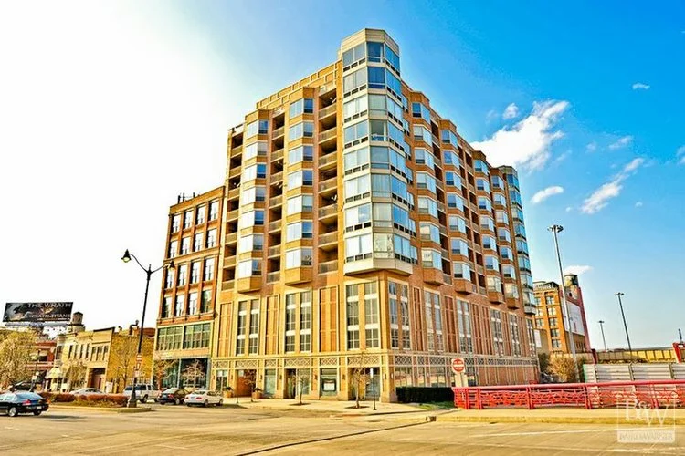 WEST LOOP