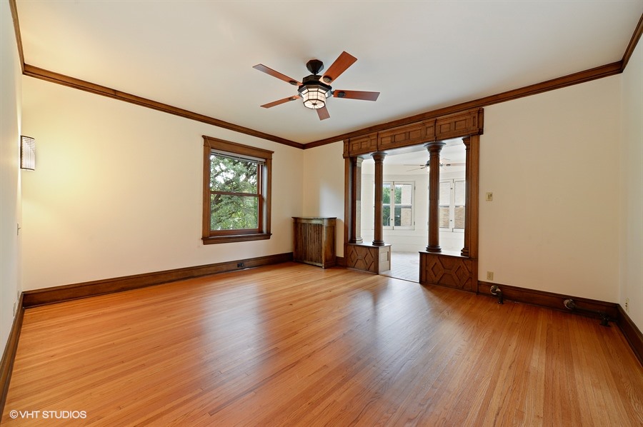 16_805WestJuniorTer_153_2ndBedroom_LowRes.jpg