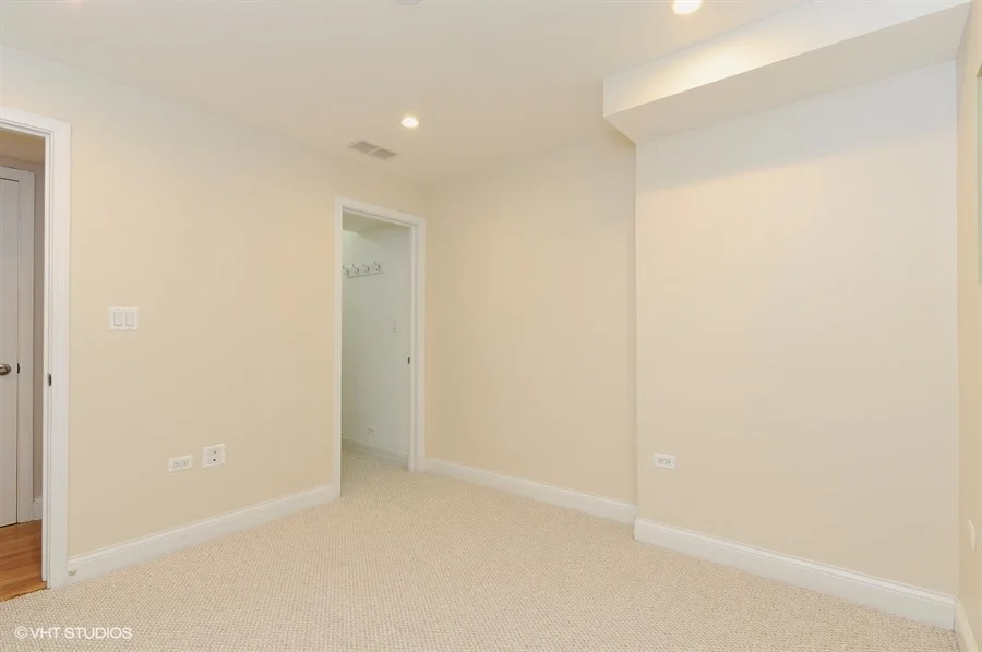 12_1640WestOhioSt_1F_153_2ndBedroom_LowRes.jpg