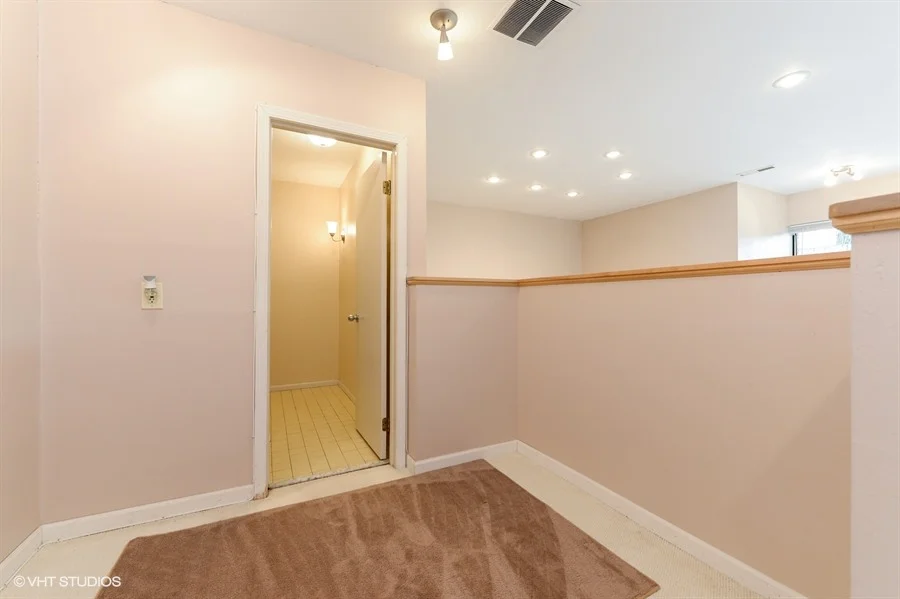 06_5400SouthHydeParkBlvd_C11_98_PlayRecreationalRoom_LowRes.jpg