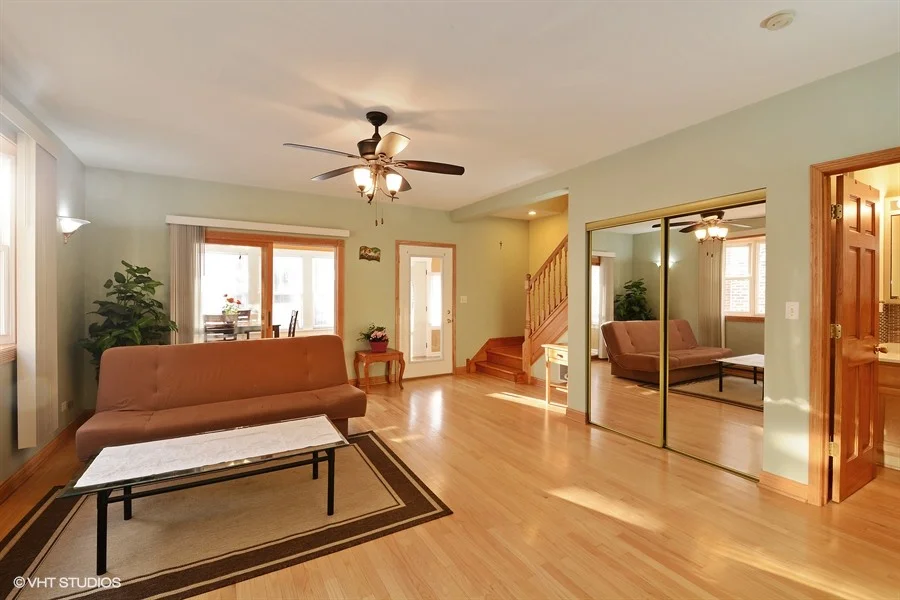 03_4113NorthMonticelloAve_165_LivingRoom_LowRes.jpg