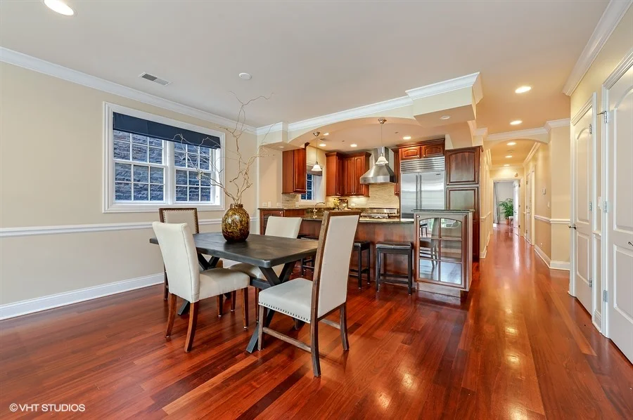 07_3545NorthWiltonAve_3N_2_DiningRoom_LowRes.jpg