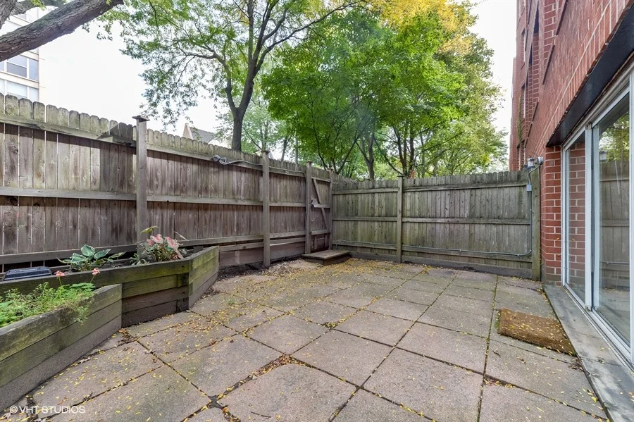 15_5400SouthHydeParkBlvd_C11_85_Patio_LowRes.jpg