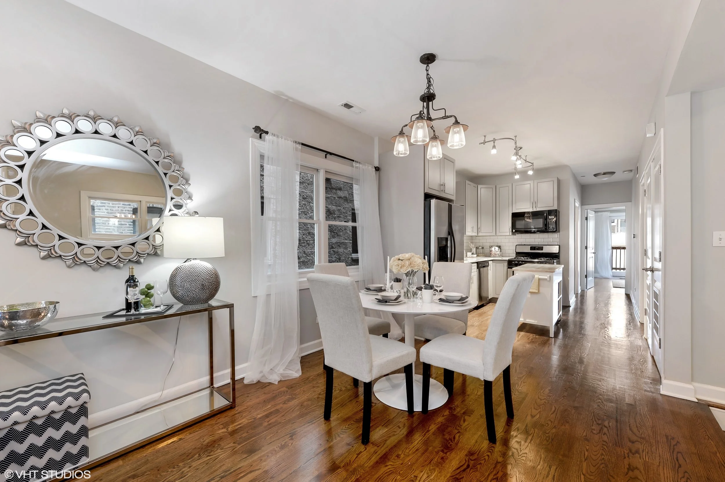 06_942NWoodStreet_Unit1_2_DiningRoom_HiRes.jpg