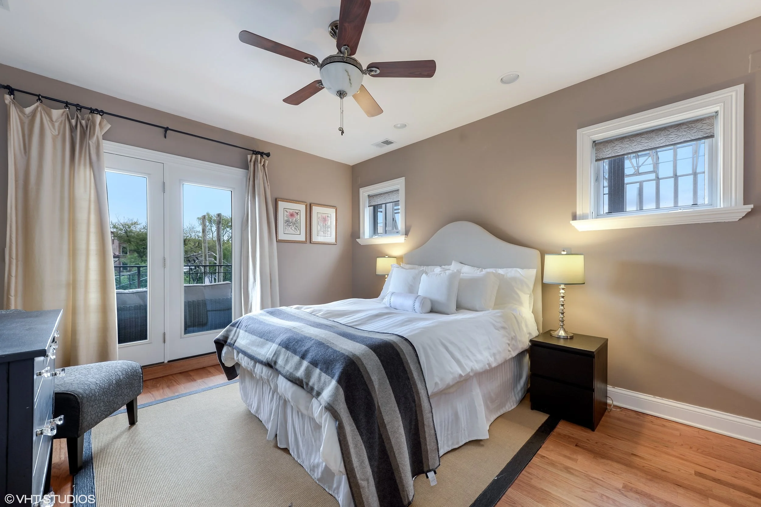 08_1949NorthHalstedSt_3_14_MasterBedroom_HiRes.jpg