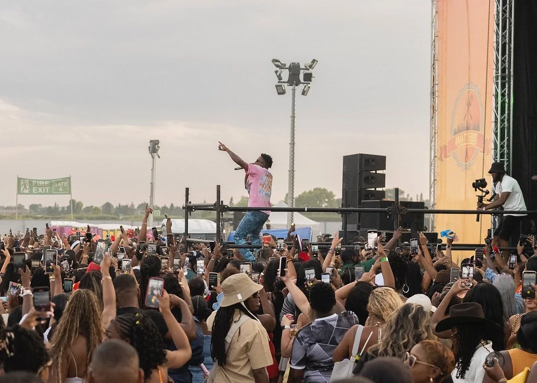 @mattsbbq was a vibe!! Went to socialise, but couldn&rsquo;t help myself 📸

#mattsbbq #festival #uk #london #festiveseason #festivalvibes