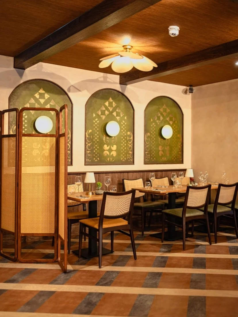 ✨ A look inside our latest project at India Bistro &mdash; where every detail was designed to elevate the dining experience. 
From bespoke hand-painted murals to a blend of live + artificial planting and curated framed artwork, this space was crafted