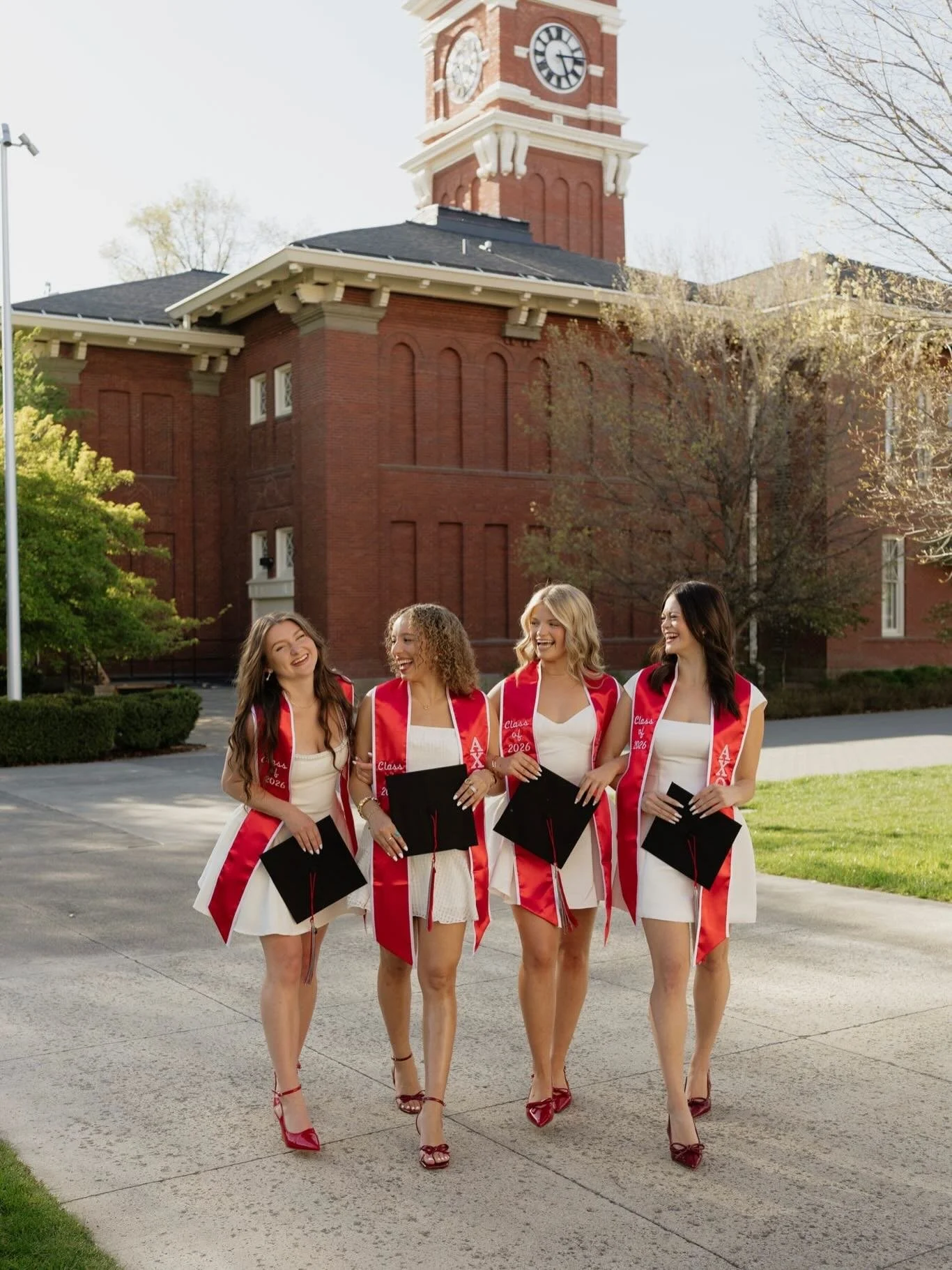 Happy graduation to all our wonderful graduates!! Thank you for all the love and time you have put into our community. We can&rsquo;t wait to see all that you accomplish!❤️🤍