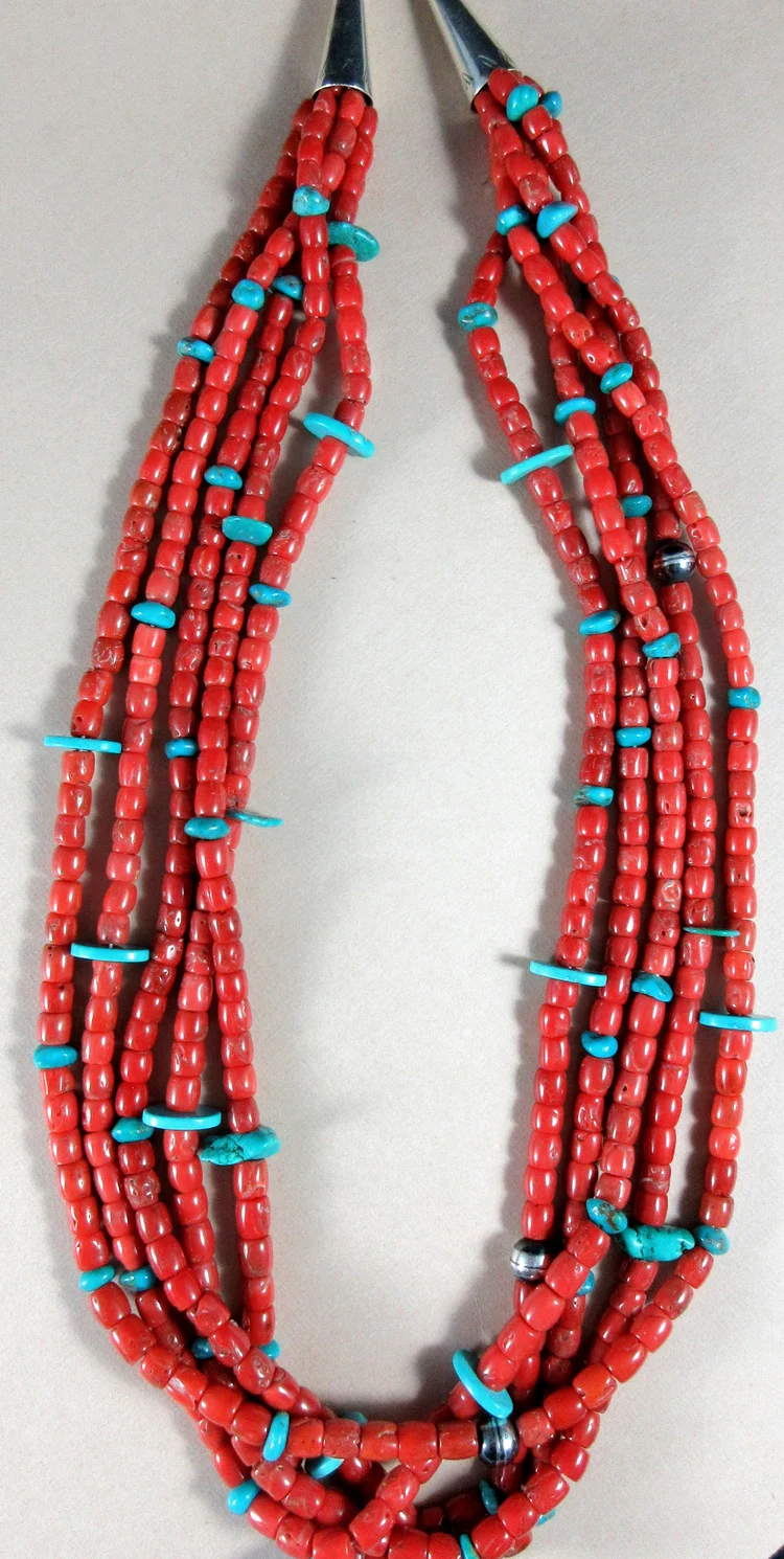 Plata de Santa Fe Jewelry display picture 1
