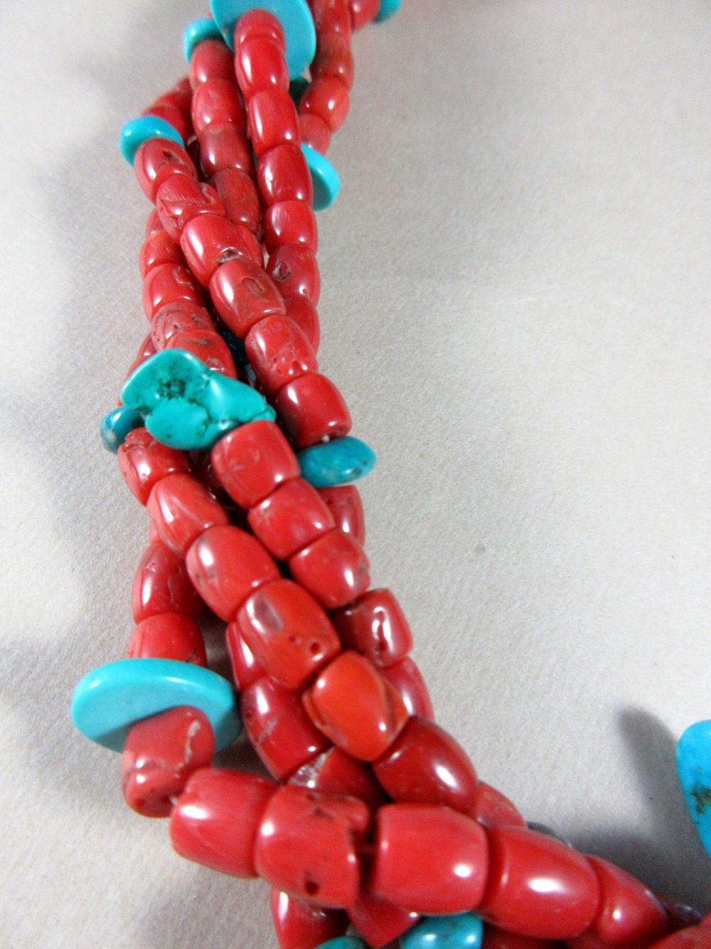 Plata de Santa Fe Jewelry display picture 3