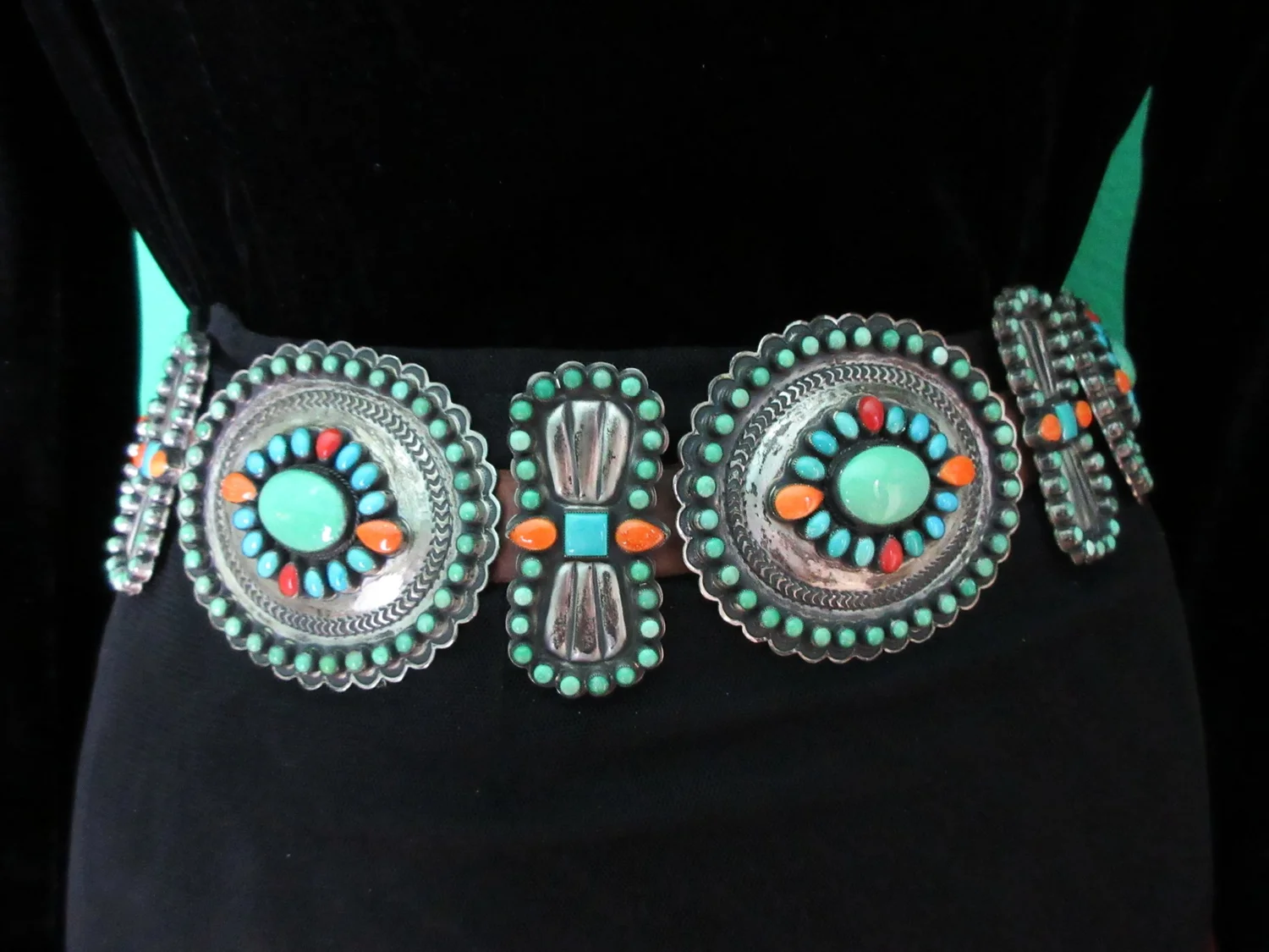 Plata de Santa Fe Jewelry display picture 1