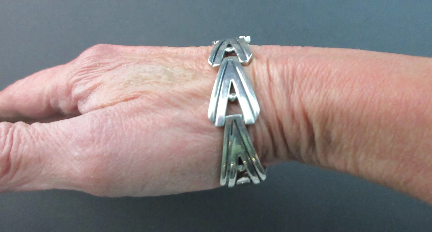Plata de Santa Fe Jewelry