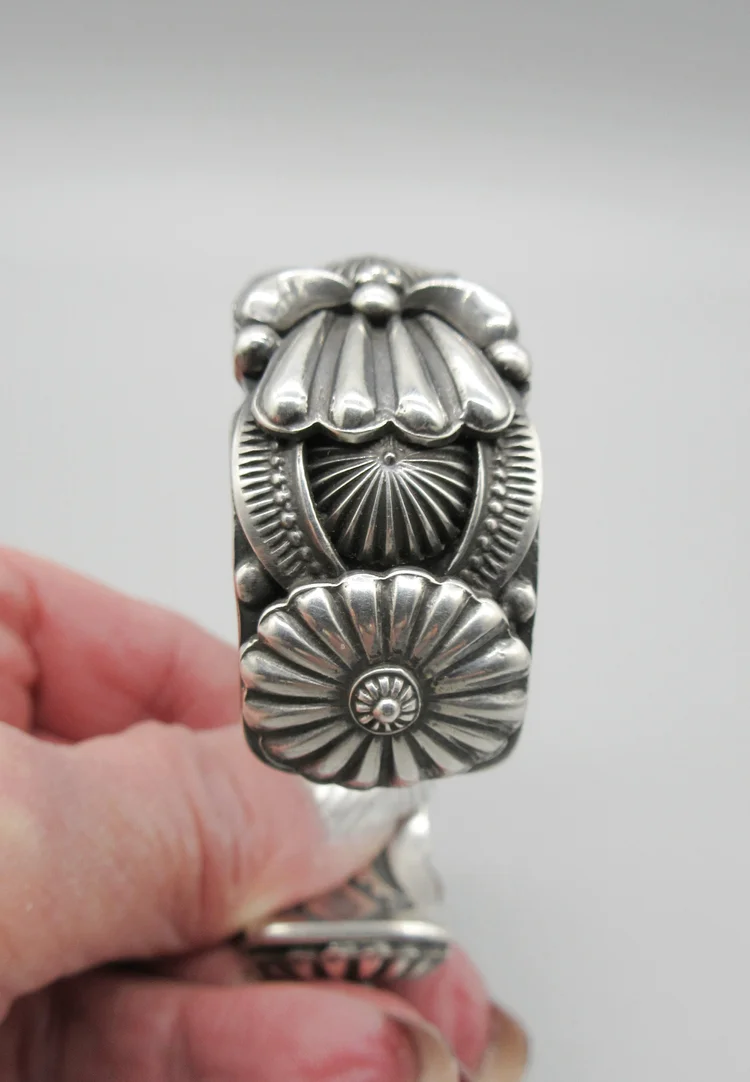 アクセサリー NAVAJO Delvert Vandeves SV925 アクセサリー NAVAJO Delvert Vandeves SV925 アクセサリー