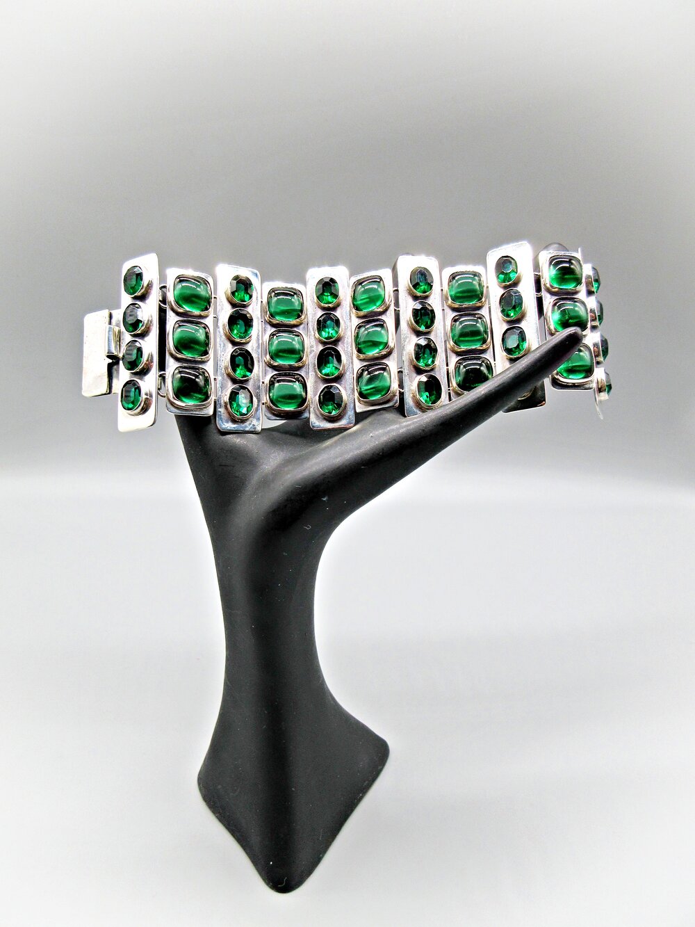 James Bezel, Nano Crystal Emerald Rivière Bracelet